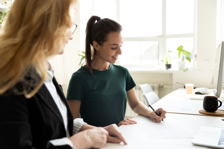 Curso de Processos Gerenciais UniSociesc excelência reconhecida com 4 estrelas no Guia do Estudante