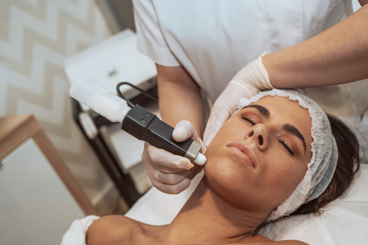 Estética Avançada o que é, o que faz e como se especializar na área