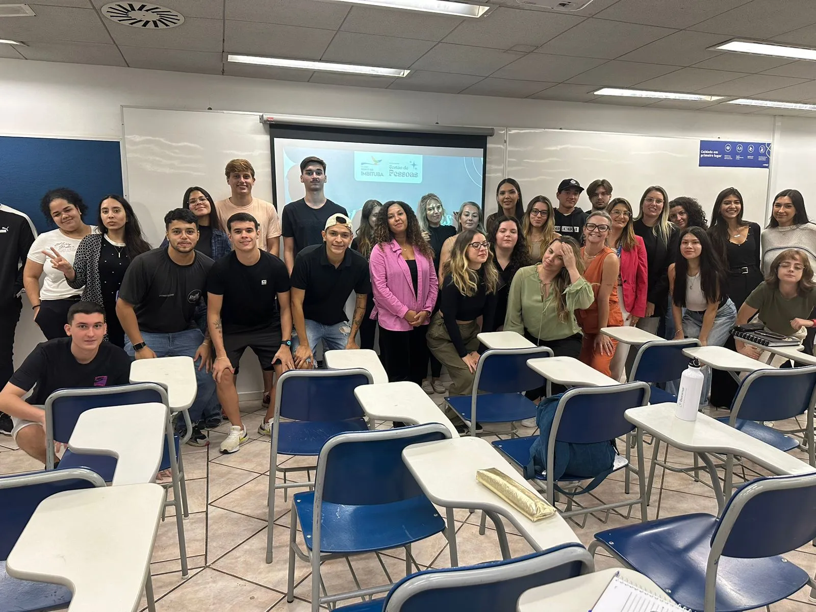 Visita da SCPAR Porto de Imbituba à Unidade Curricular de Aspectos Humanos e Socioculturais