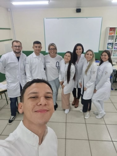 Alunos de Odontologia e Medicina Veterinária Levam Saúde e Bem-Estar à Comunidade de Içara