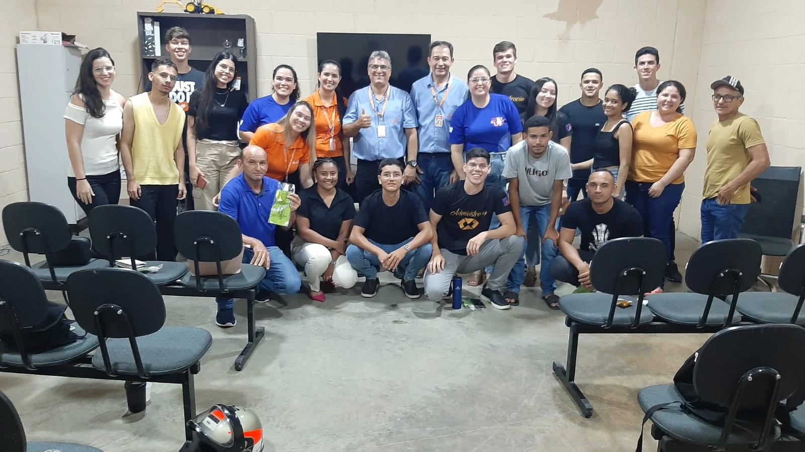 Cursos de Pau dos Ferros realiza visita técnica em indústria de atacarejo