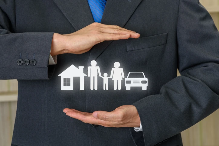 Conheça a importância de contratar um seguro residencial, automotivo e de vida para proteger seu patrimônio e sua família