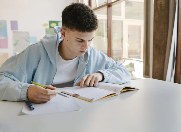 Leitura Dinâmica para Interpretação de Texto: Ganhe Tempo nas Questões do ENEM Leitura Dinâmica para Interpretação de Texto: Ganhe Tempo nas Questões do ENEM