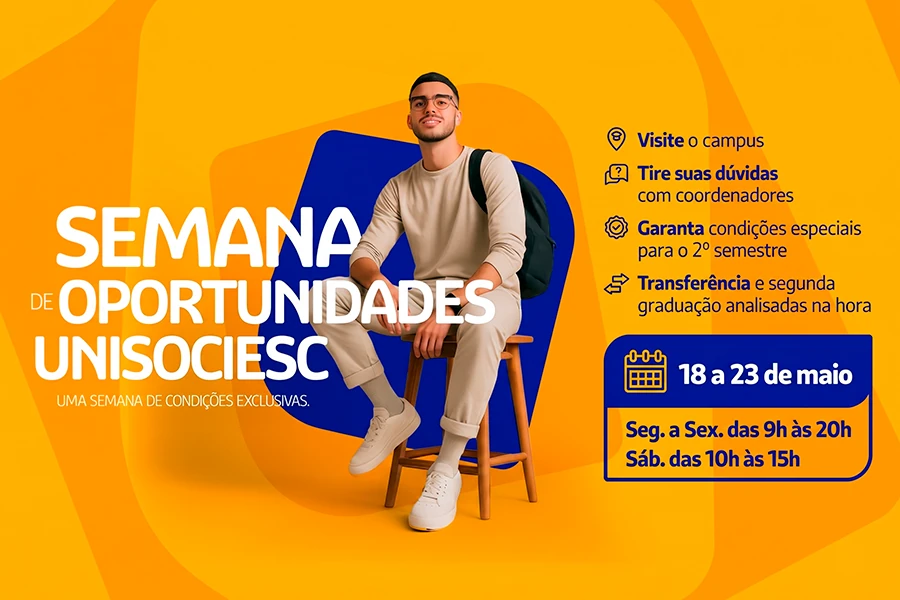 Estudante sentado em banco promovendo a Semana de Oportunidades da UniSociesc com condições especiais de matrícula